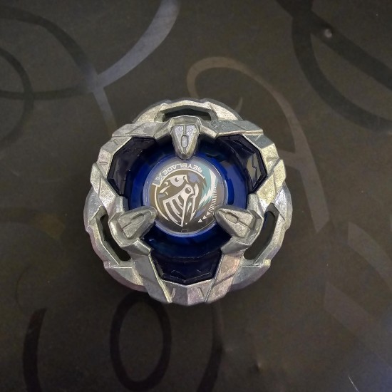 Takaratomy Beyblade X Knight Shield Used