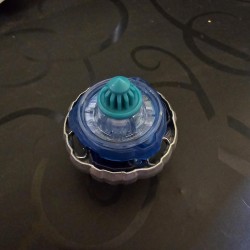 Takaratomy Beyblade X Knight Shield Used
