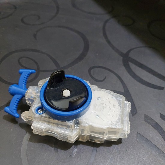 Takaratomy Beyblade Burst Left String Launcher