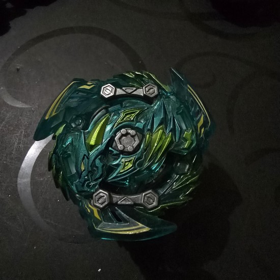 Takaratomy Beyblade Slash Dragon Used