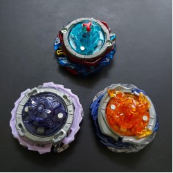Takaratomy Beyblade Burst Lot 11