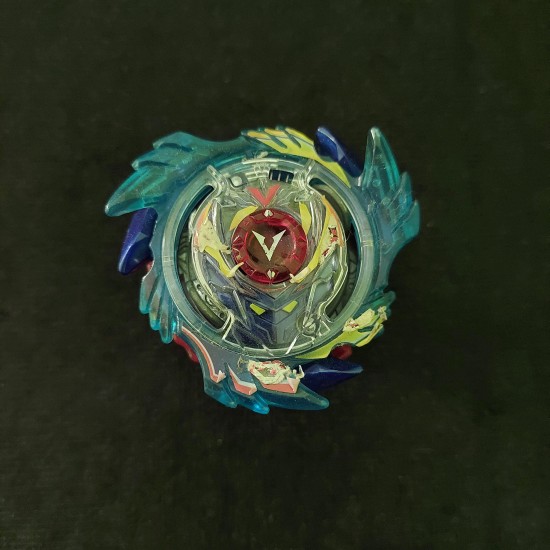 Takaratomy Beyblade God Valkyrie Used