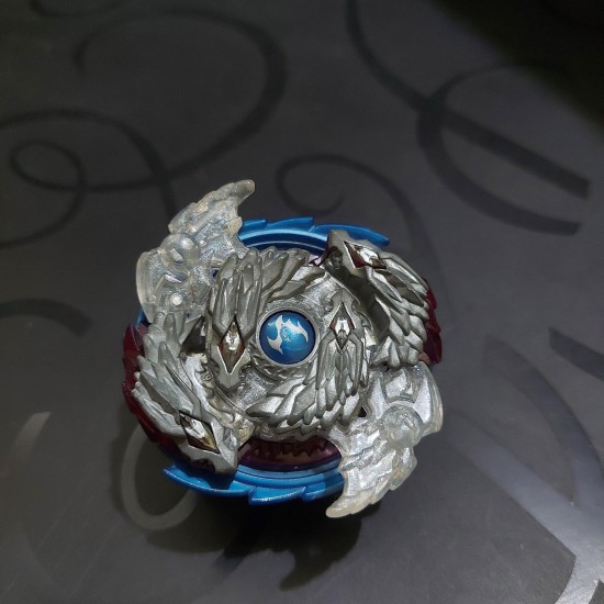 Takaratomy Beyblade Nightmare Longinus Used