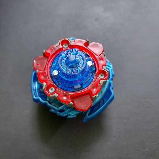 Takaratomy Beyblade Slash Valkyrie Used