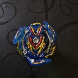 Takaratomy Beyblade Slash Valkyrie Used