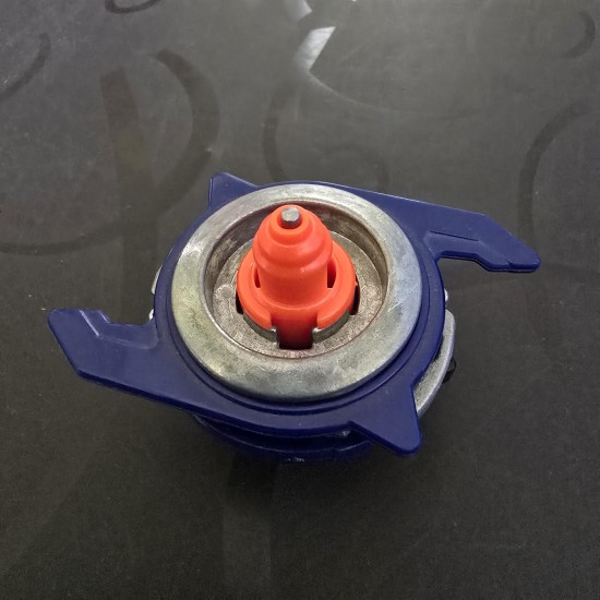 Takara Beyblade Dranzer MF Used (Red Core)