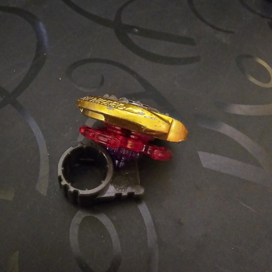 Takaratomy Beyblade Burn Pisces Used