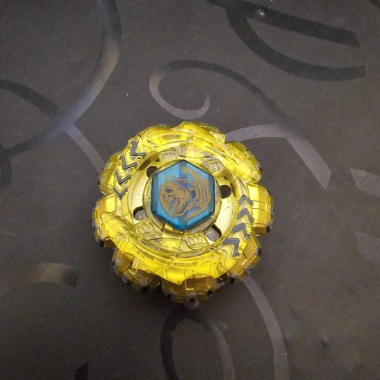 Takaratomy Beyblade Divine Chimera Used