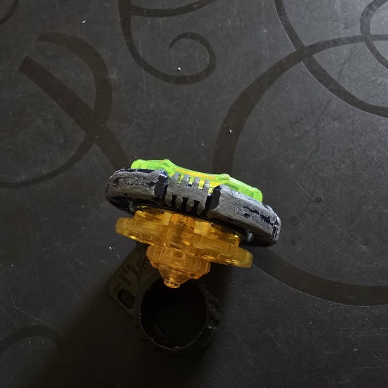 Takaratomy Beyblade Infinity Libra Used