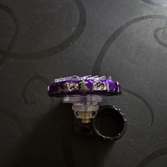 Takaratomy Beyblade Ray Striker Aurora Version Used