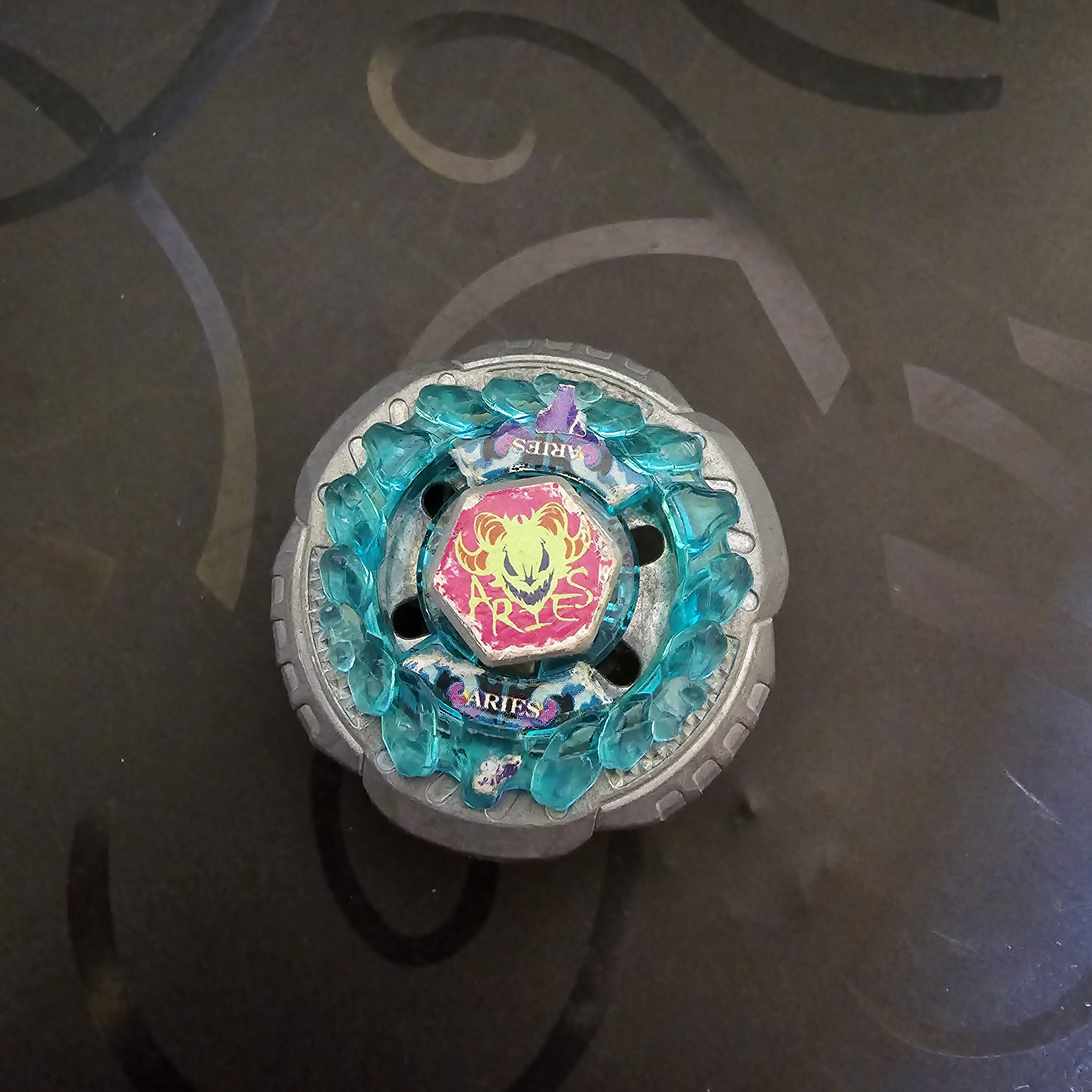 Takaratomy Beyblade Rock Aries