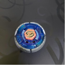 Takaratomy Beyblade Earth Cancer Used