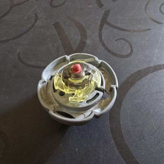 Takaratomy Beyblade Grand Cetus White Used