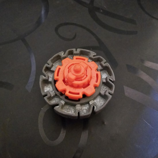 Takaratomy Beyblade Dark Cancer Used