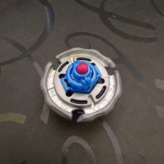 Takaratomy Beyblade Ray Gil Used