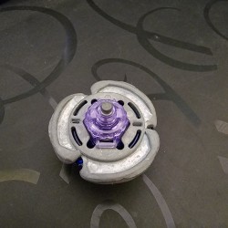Takaratomy Beyblade Spiral Capricorn Used