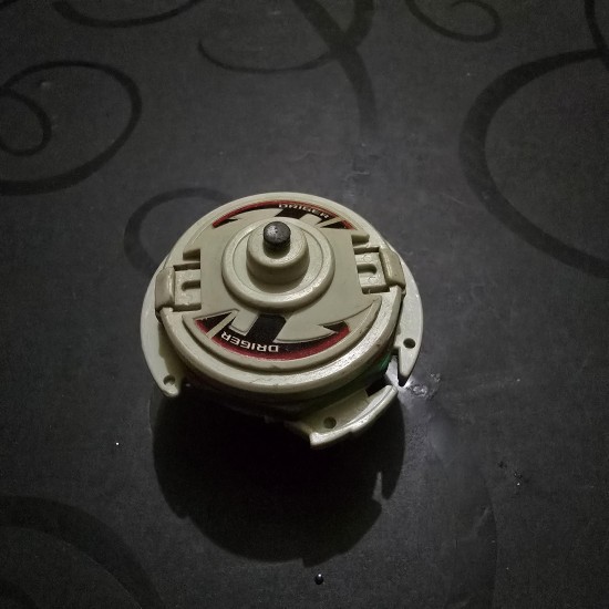 Takara Beyblade Driger S Used